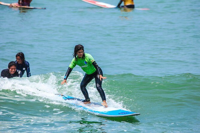 Surf lessons in Lima, Peru surf lessons best experience - Why Barranco’s Coast Is a Smart Place for Your Surf Lesson