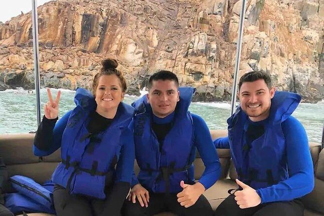 Swimming with Sea Lions in Lima - What to pack for a cold, choppy Pacific day