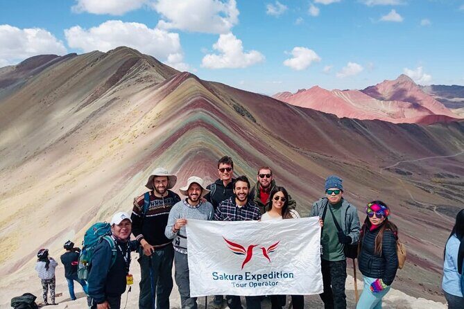 The Vinicunca Rainbow Mountain in a day from Cusco - Trek start at Phulawasipata: your 2-hour climb to 5,100 m