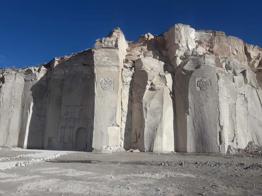 Tour + Hike to the Sillar Route and Culebrillas in Arequipa - Getting to the viewpoints: Chilina Valley and volcano views early