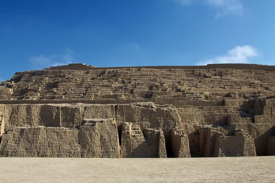 Tour Huaca Pucllana: Pyramids and Pre-Columbian Antiquity - Inside the visit: pyramids and pre-Columbian structures at Huaca Pucllana