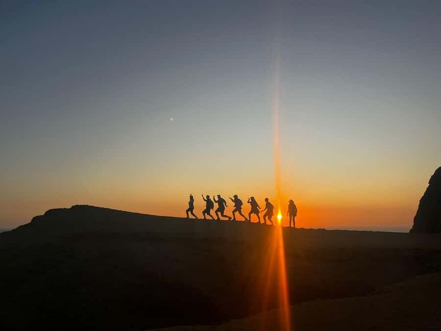 TREKKING GOLDEN SHADOWS - First photo stop in Paracas: quick orientation, then you’re back moving