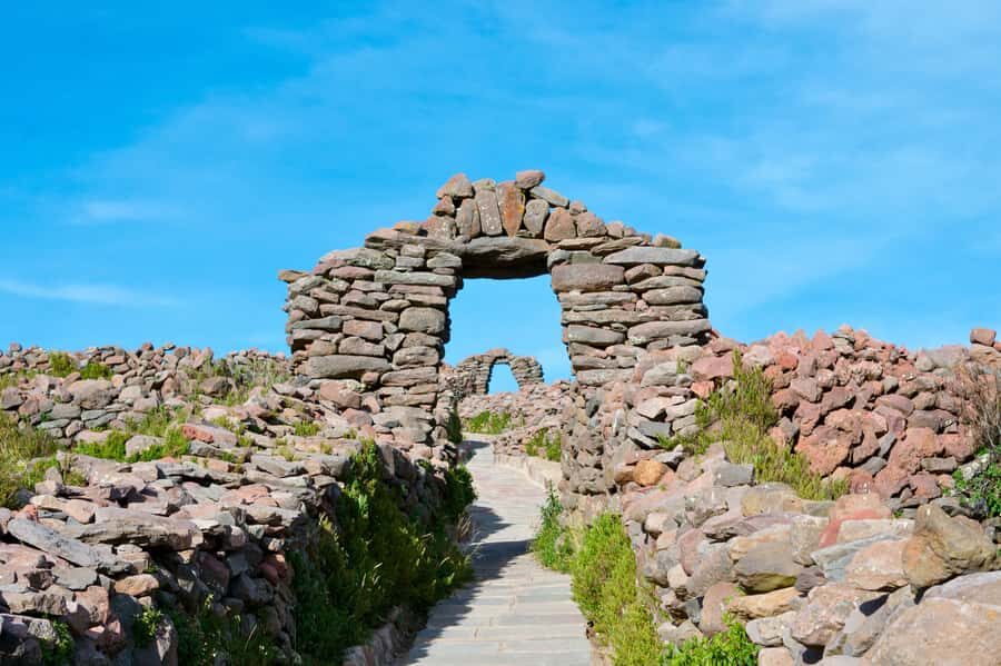 Two Day Lake Titicaca Tour With Homestay - Uros floating reed islands: totora life up close