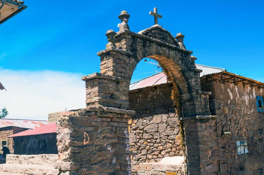 Two Day Lake Titicaca Tour With Homestay - Amantani homestay: sunset views and cold-night reality