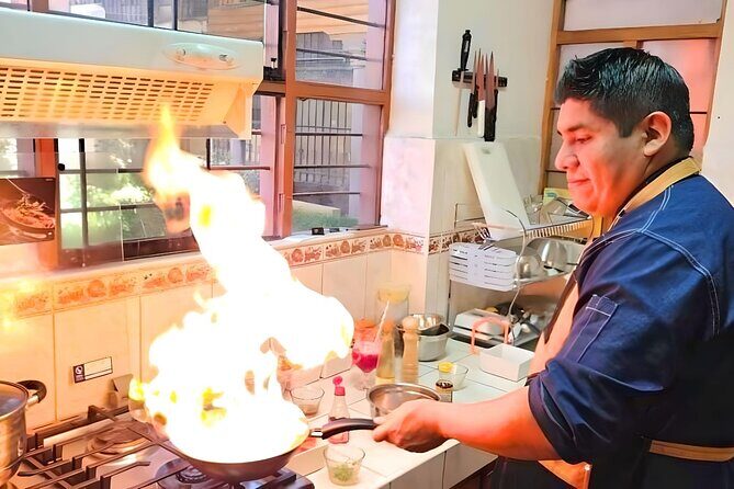 Vegan Peruvian Cooking Class Cocktails and Local Market in Cusco - Why a Vegan Cusco Cooking Class Works Better Than a Normal Tour