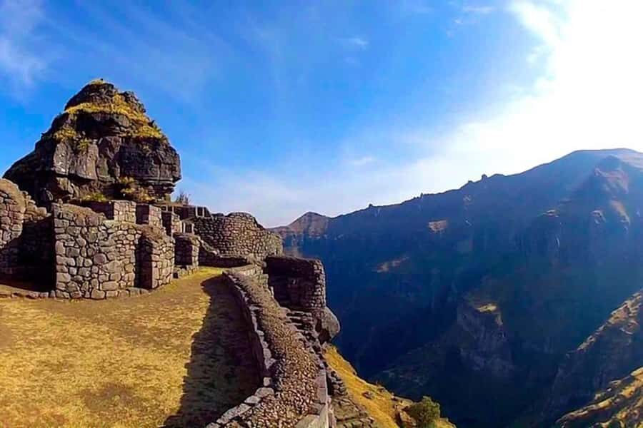 "Waqra Pucara, The Majestic Fortress Revealing Secrets of the Andes". - The Hike (About 3 Hours): Panoramas, Flora/Fauna, and Mountain Air