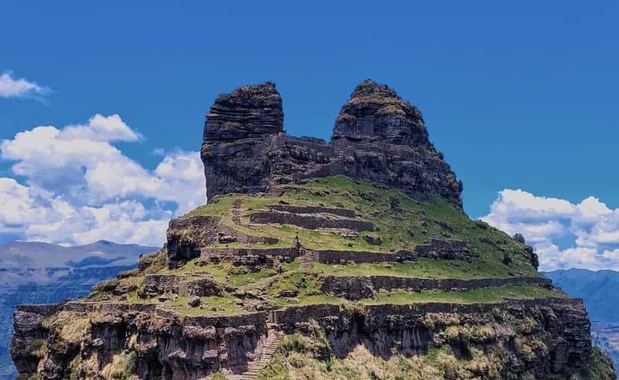 Waqrapukara 1 day trekking + meals - The 2-hour uphill walk to the archaeological center